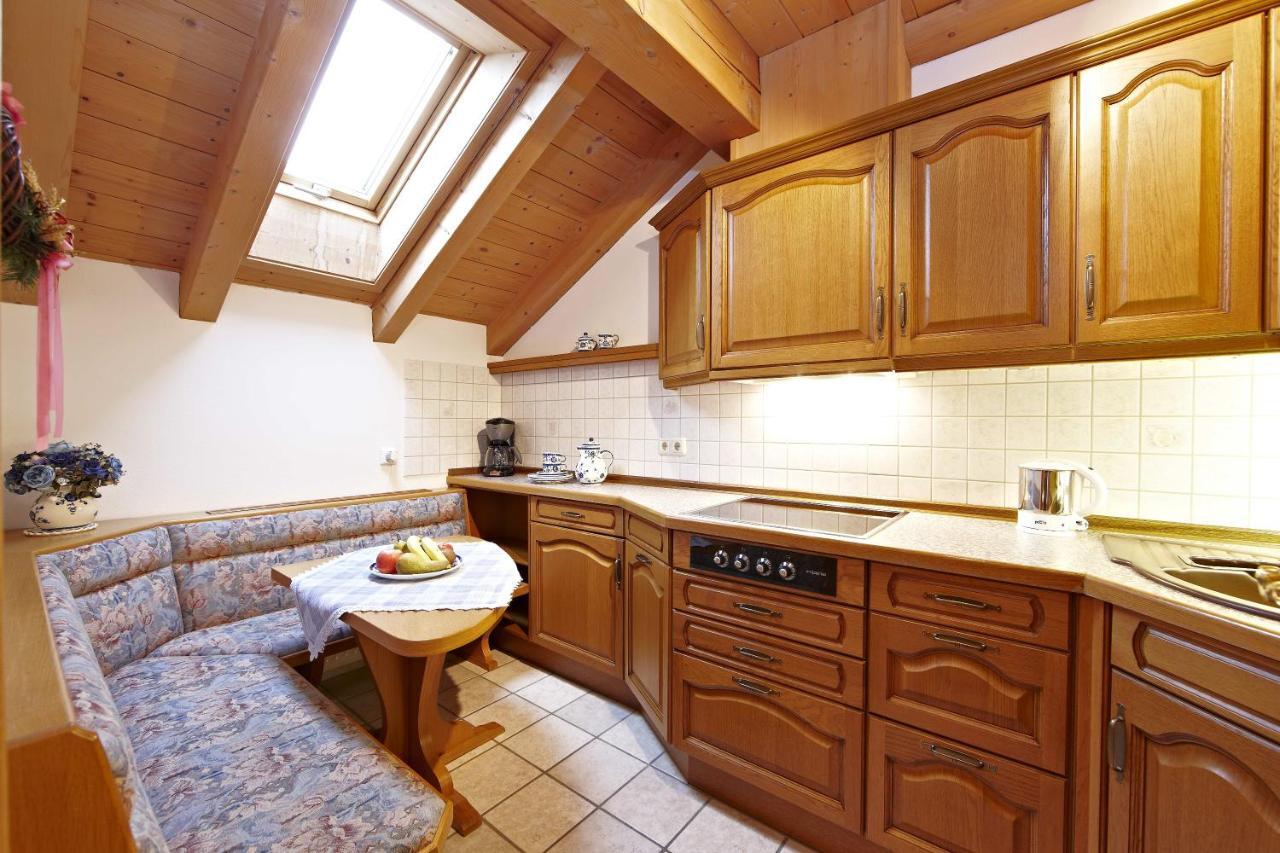 Apartamento Haus Daheim Mittenwald Habitación foto