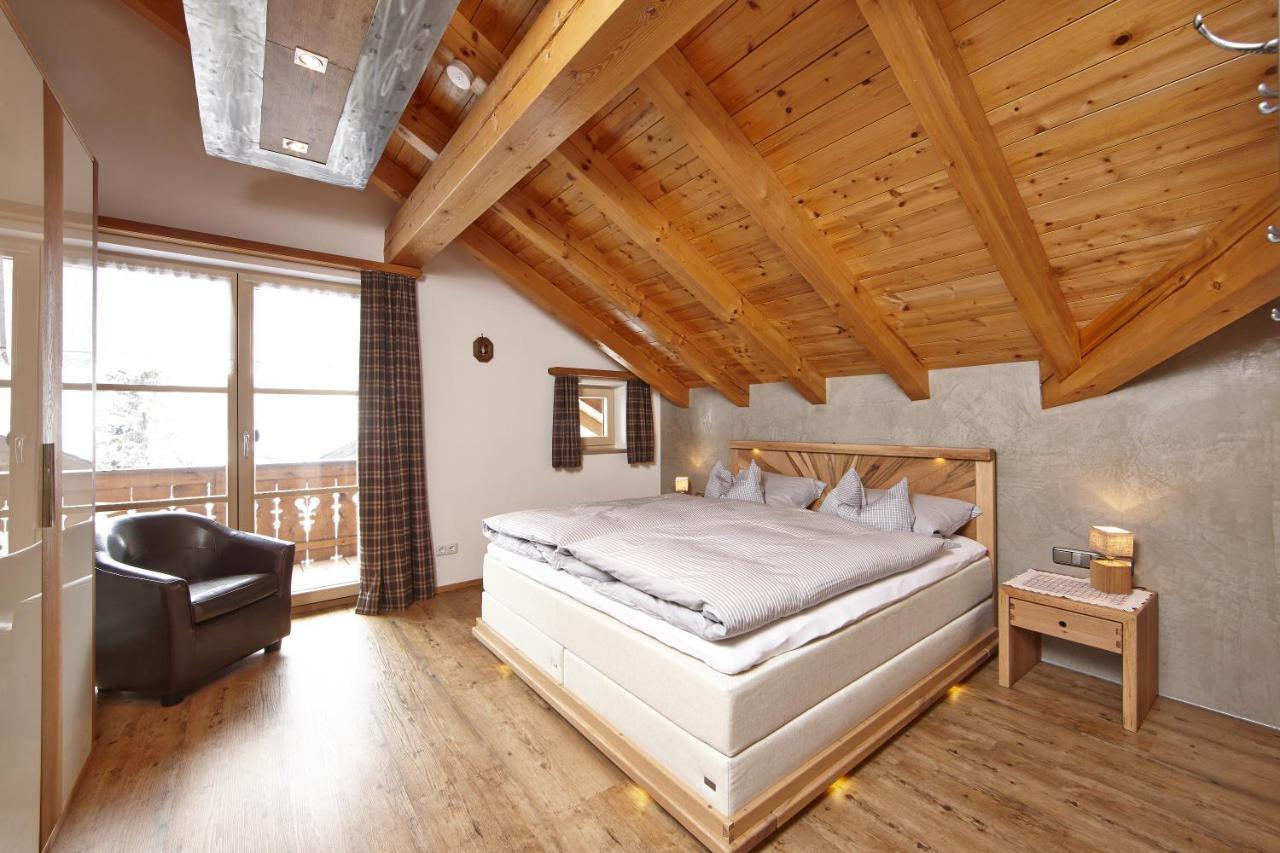 Apartamento Haus Daheim Mittenwald Habitación foto